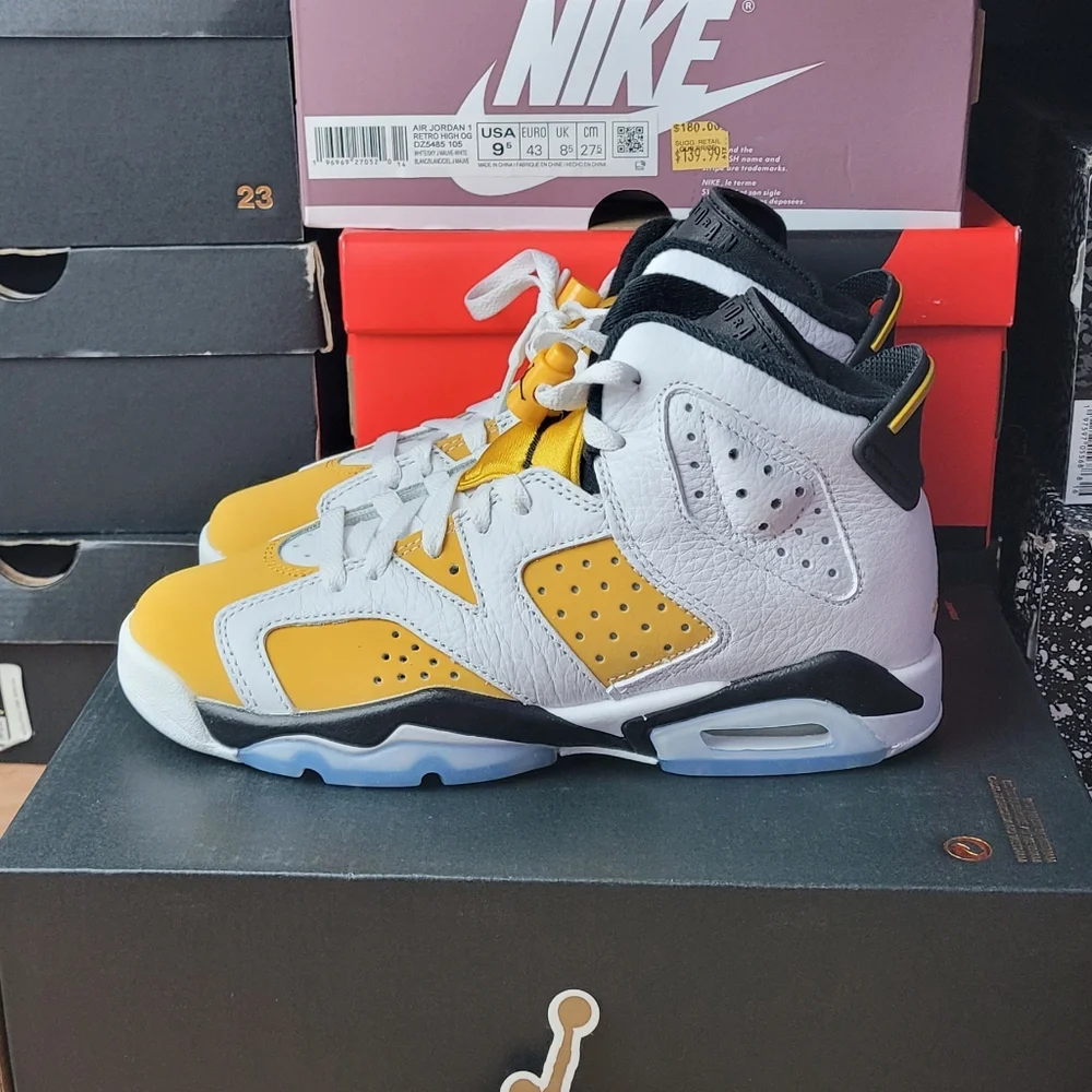 Nike Air Jordan 6 Retro (GS) Kids' Yellow and White Sneakers Size 4y
